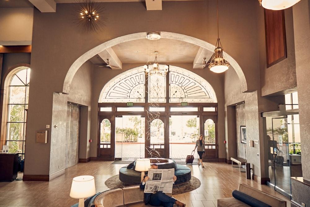Embassy Suites By Hilton Los Angeles Дауни Экстерьер фото