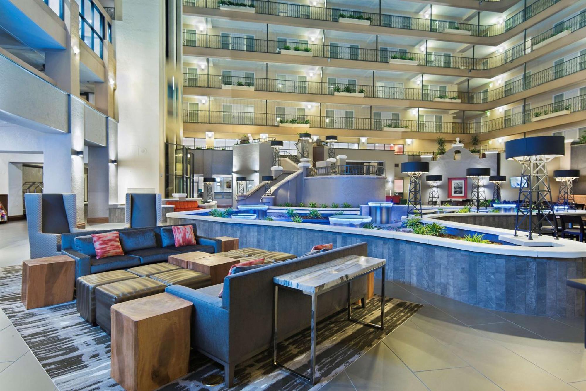 Embassy Suites By Hilton Los Angeles Дауни Экстерьер фото